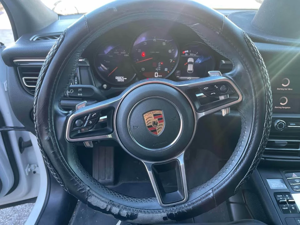 2019 Porsche Macan - Image 5 of 6