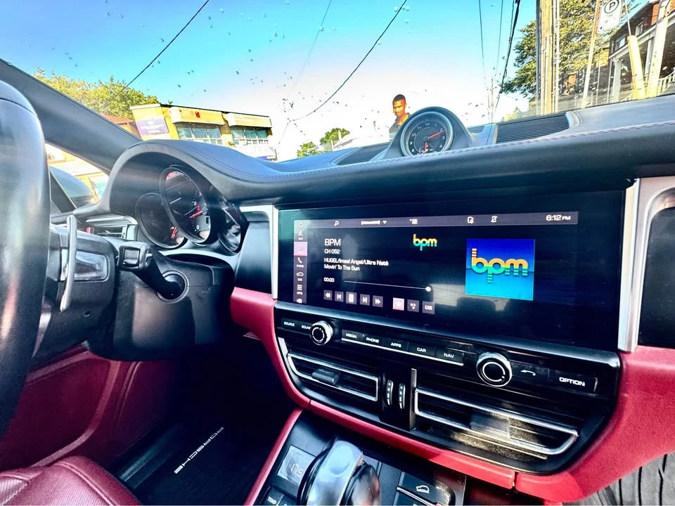 2019 Porsche Macan - Image 8 of 8