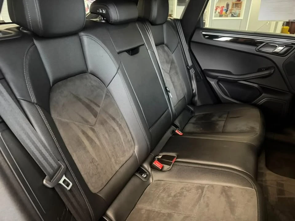 2019 Porsche Macan - Image 12 of 14