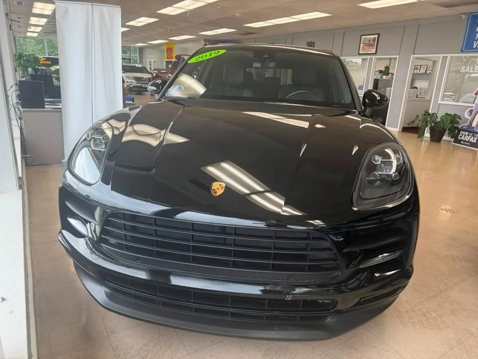2019 Porsche Macan - Image 2 of 14