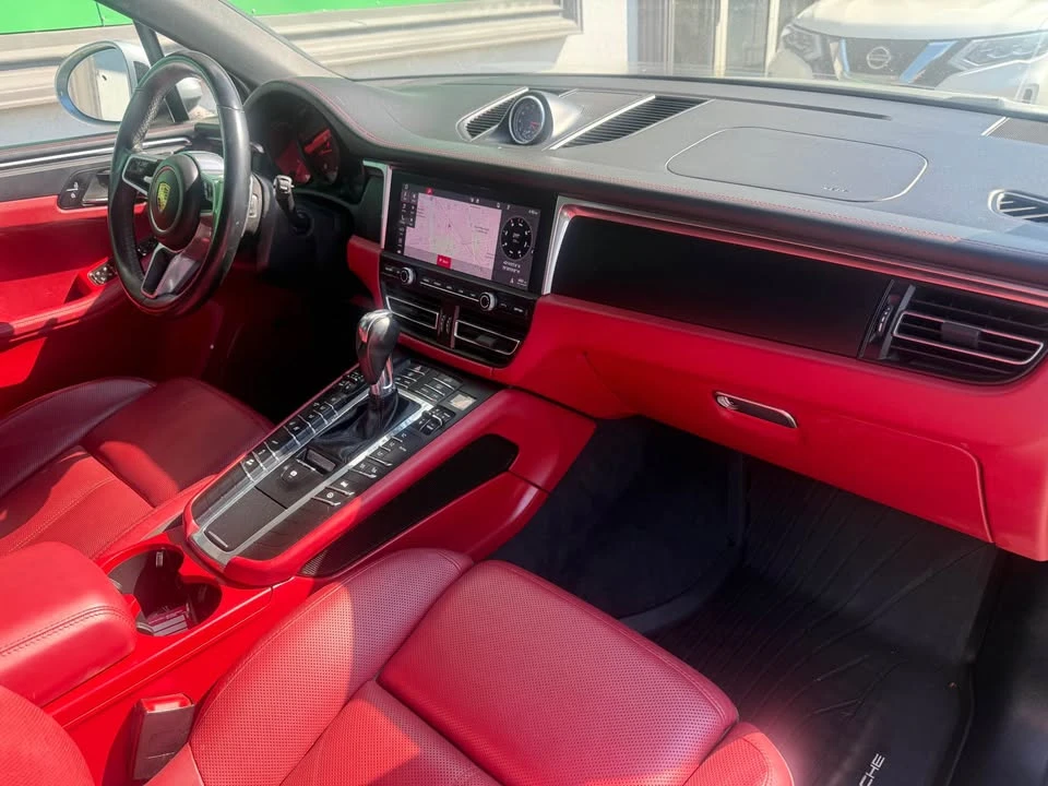 2019 Porsche Macan - Image 9 of 9