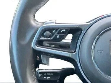 2019 Porsche Macan - Image 14 of 20