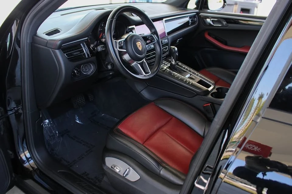 2019 Porsche Macan - Image 13 of 20