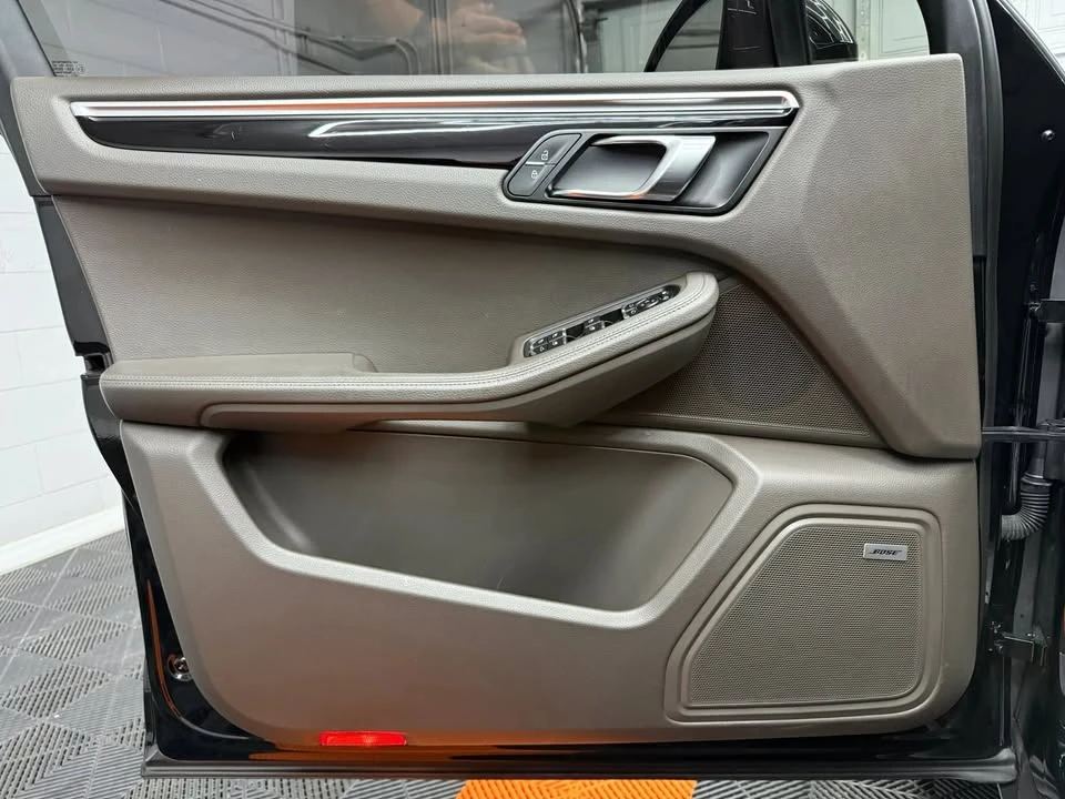 2019 Porsche Macan - Image 13 of 20