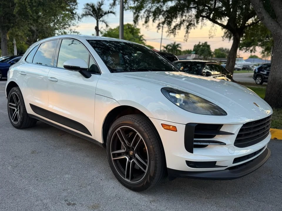 2019 Porsche Macan - Image 10 of 12