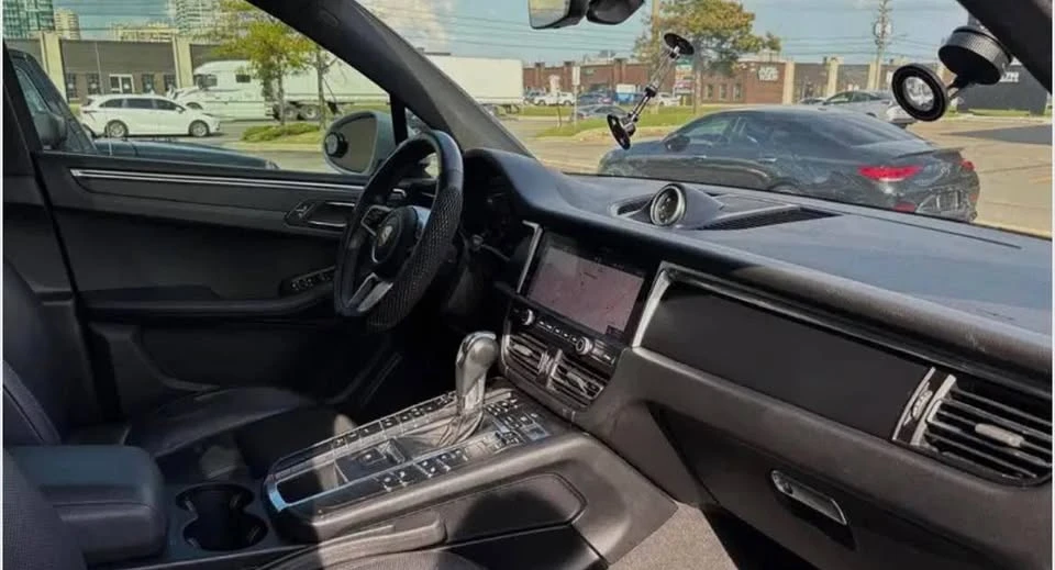 2019 Porsche Macan - Image 13 of 14
