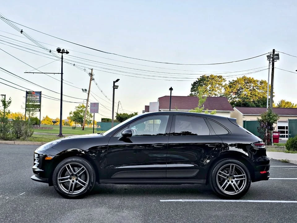 2019 Porsche Macan - Image 12 of 18