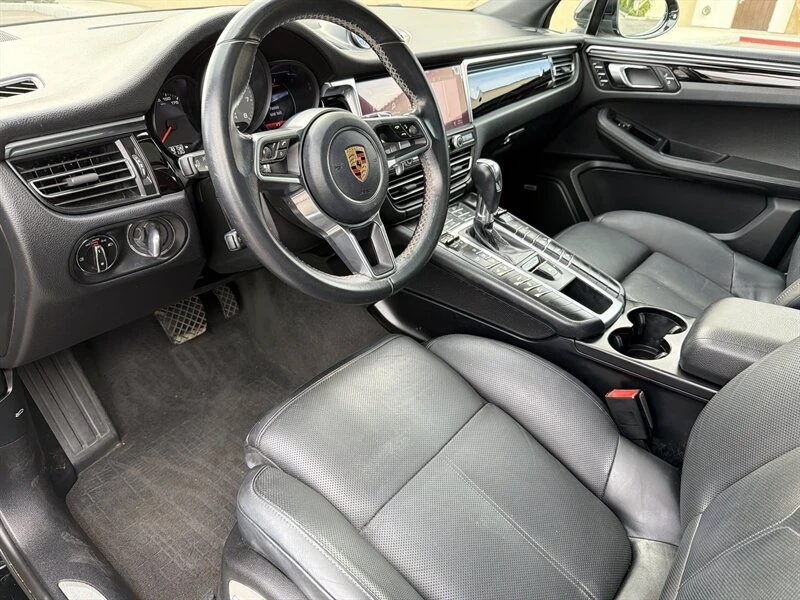 2019 Porsche Macan - Image 11 of 20