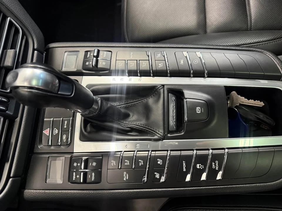 2019 Porsche Macan - Image 13 of 13