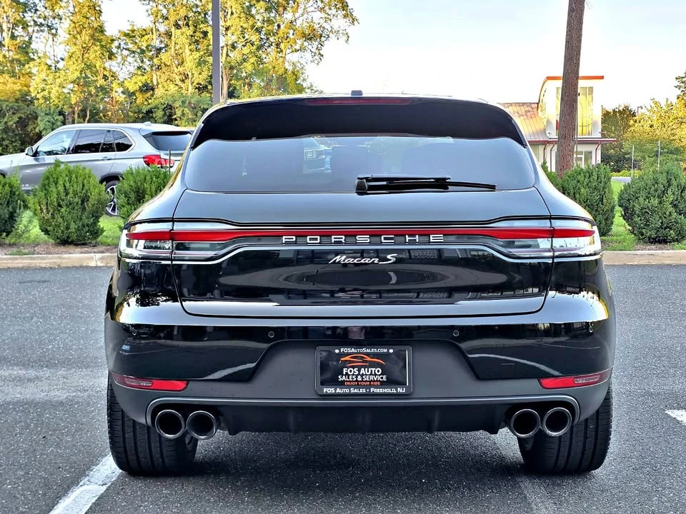 2019 Porsche Macan - Image 9 of 18