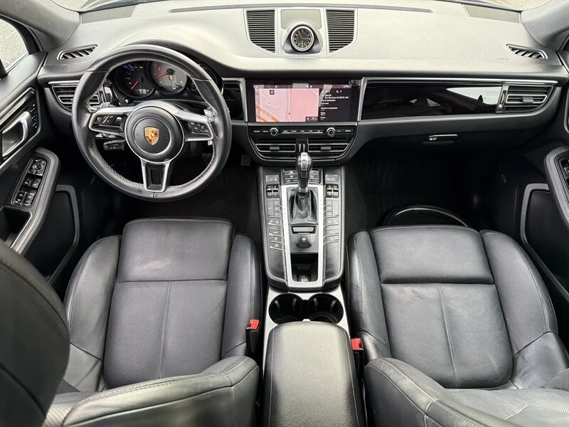 2019 Porsche Macan - Image 15 of 20