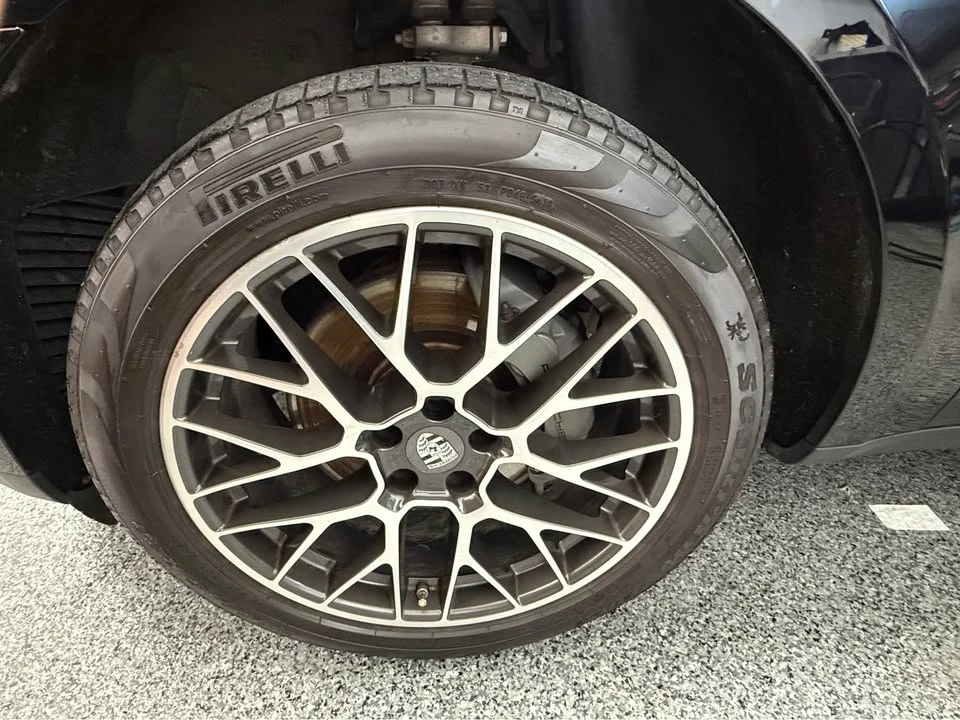 2019 Porsche Macan - Image 11 of 13