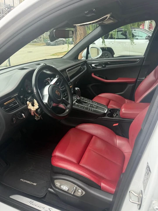 2019 Porsche Macan - Image 7 of 8