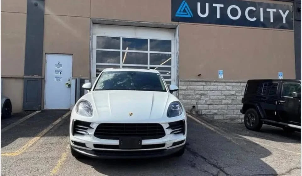 2019 Porsche Macan - Image 2 of 14
