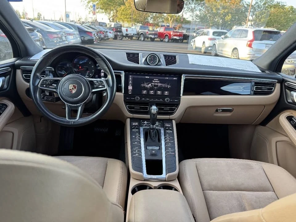 2019 Porsche Macan - Image 13 of 20