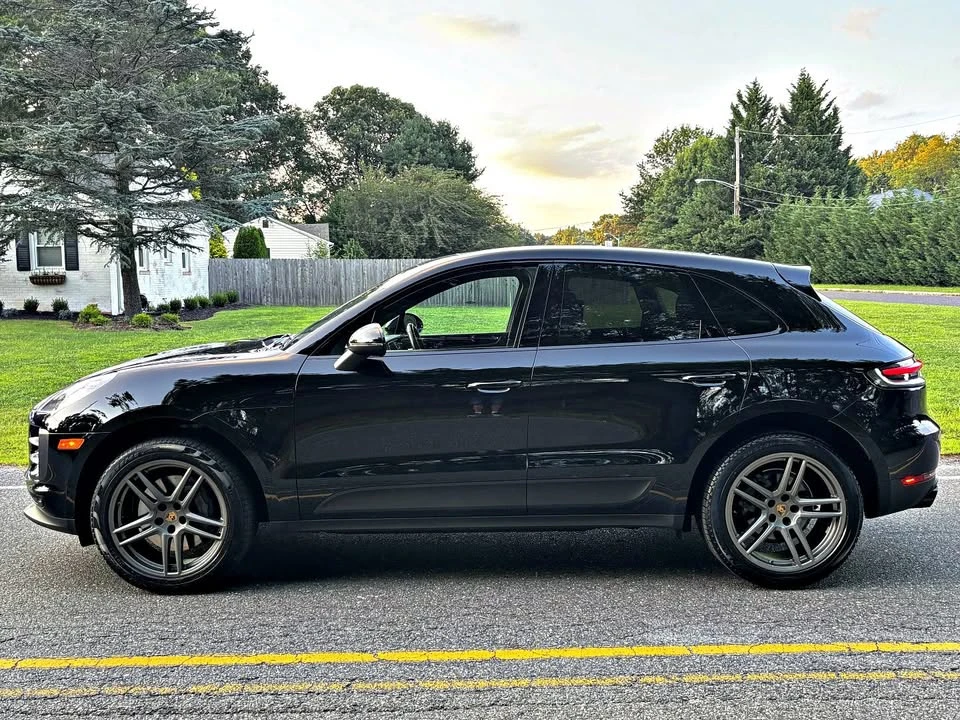 2019 Porsche Macan - Image 10 of 20