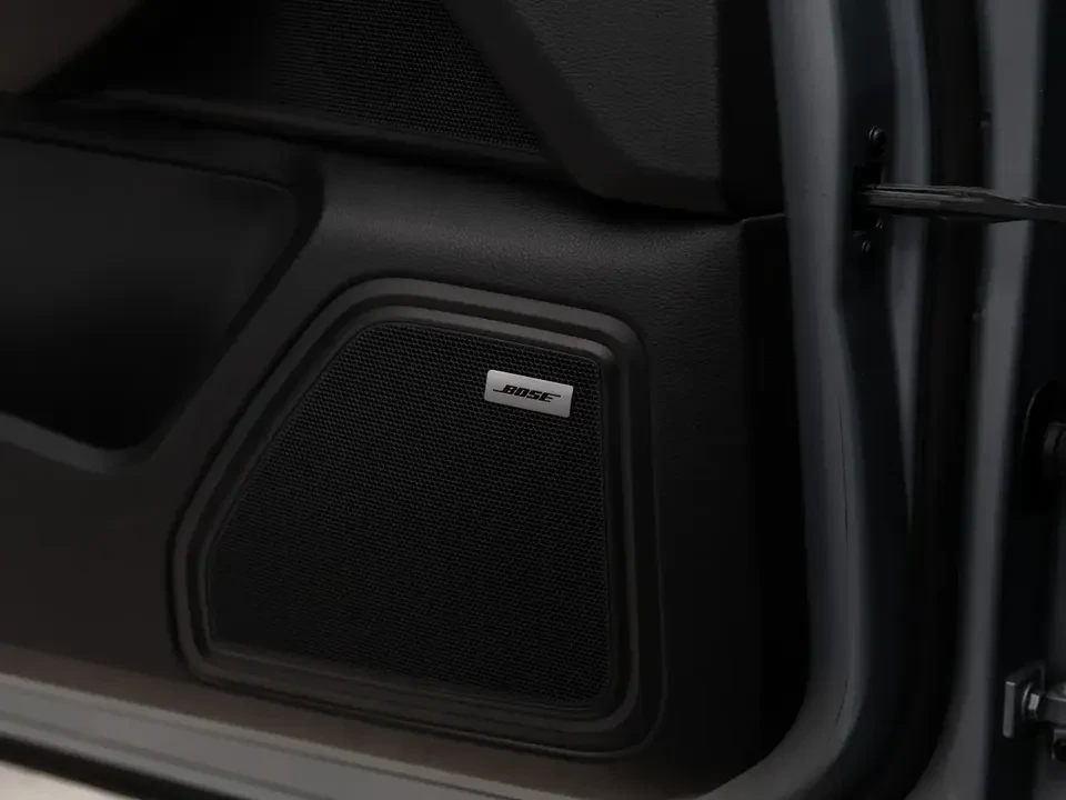 2019 Porsche Macan - Image 19 of 20