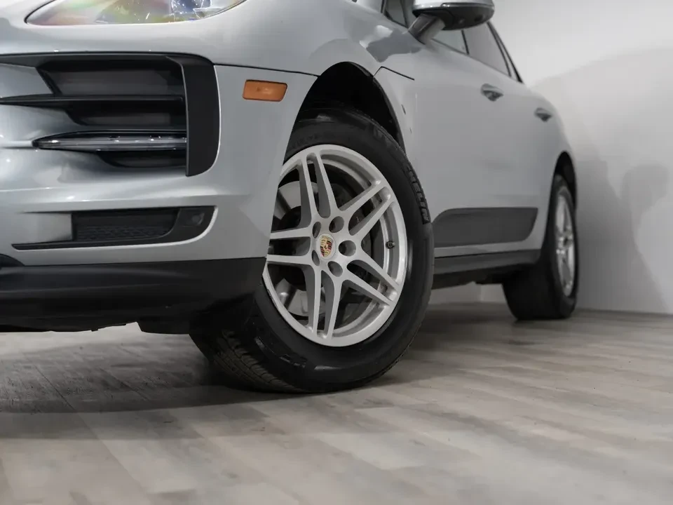 2019 Porsche Macan - Image 8 of 20