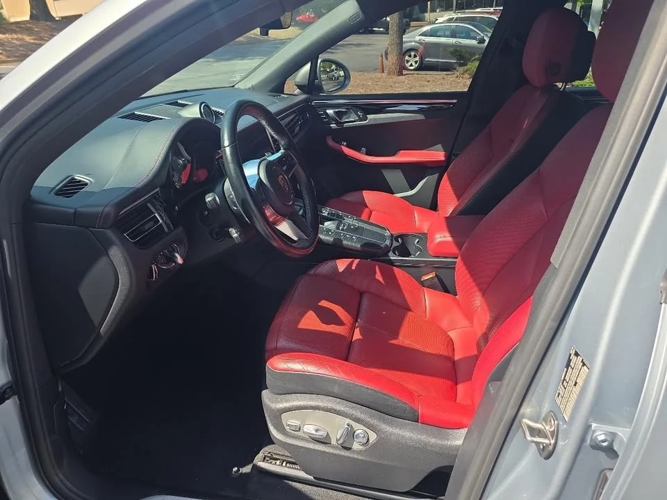 2019 Porsche Macan - Image 14 of 20