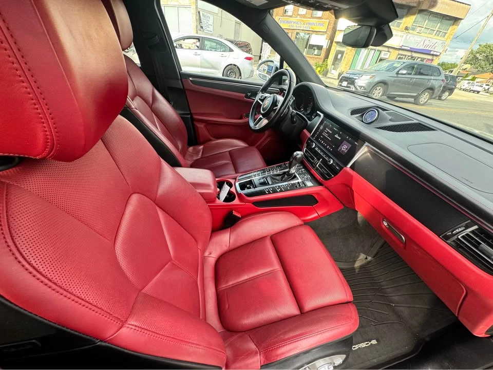 2019 Porsche Macan - Image 7 of 8