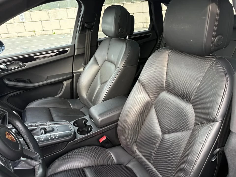 2019 Porsche Macan - Image 10 of 14