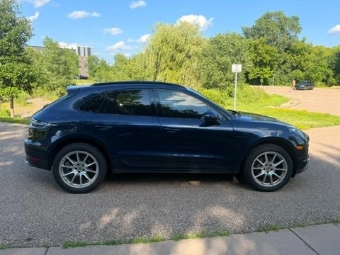 2019 Porsche Macan - Image 5 of 12