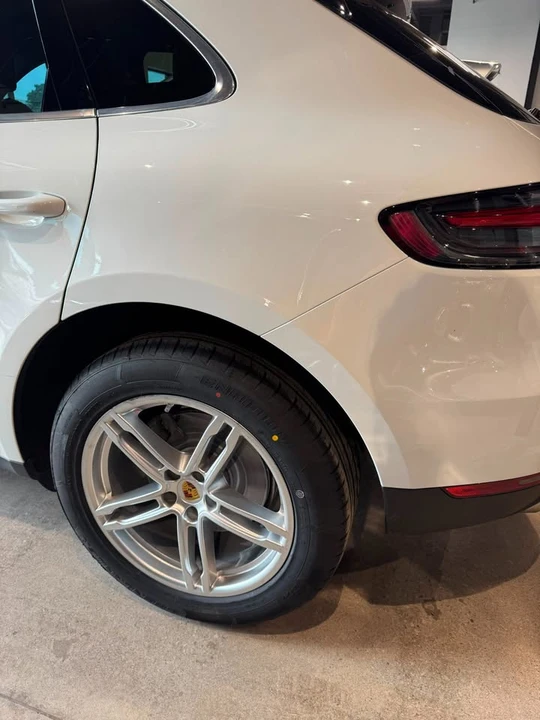 2019 Porsche Macan - Image 12 of 15
