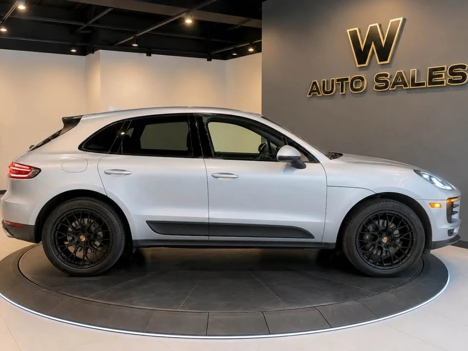 2019 Porsche Macan - Image 2 of 7