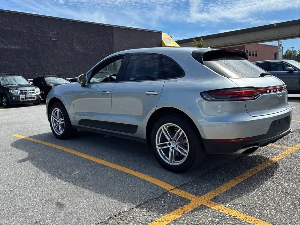 2019 Porsche Macan - Image 2 of 3