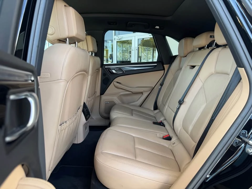 2019 Porsche Macan - Image 11 of 13