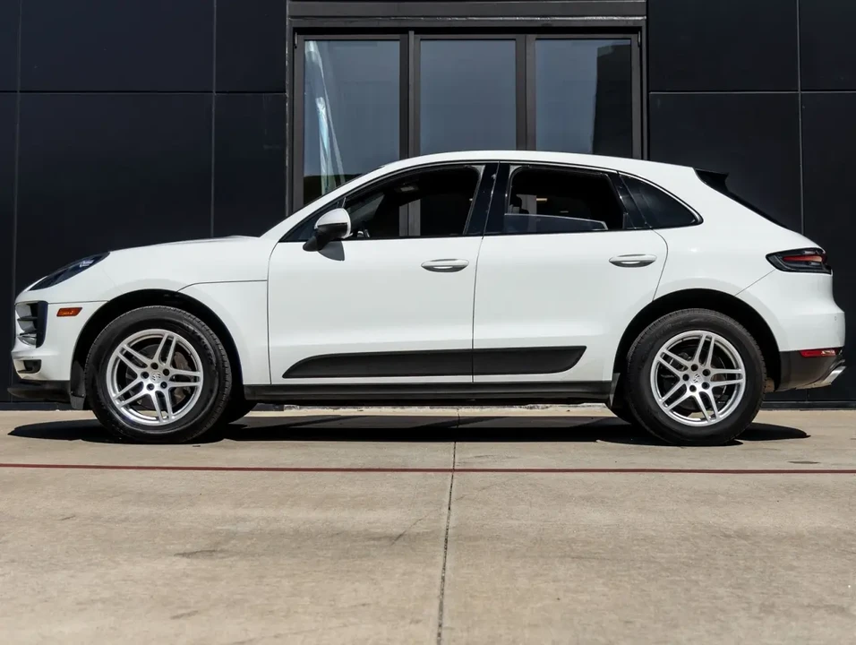 2019 Porsche Macan - Image 2 of 8