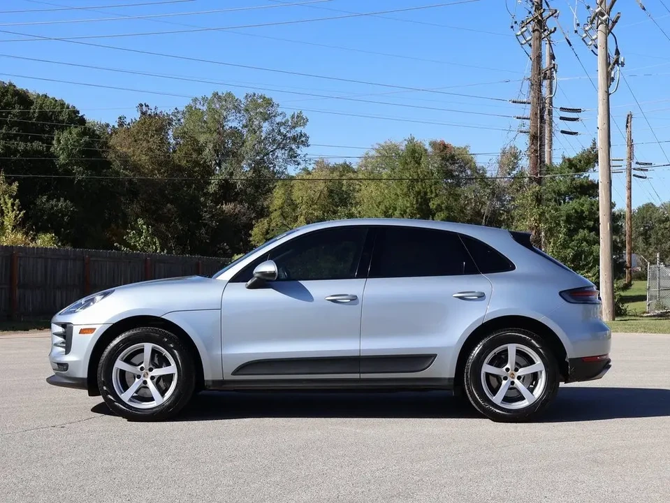 2019 Porsche Macan - Image 2 of 6