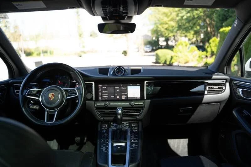 2019 Porsche Macan S - Image 9 of 10