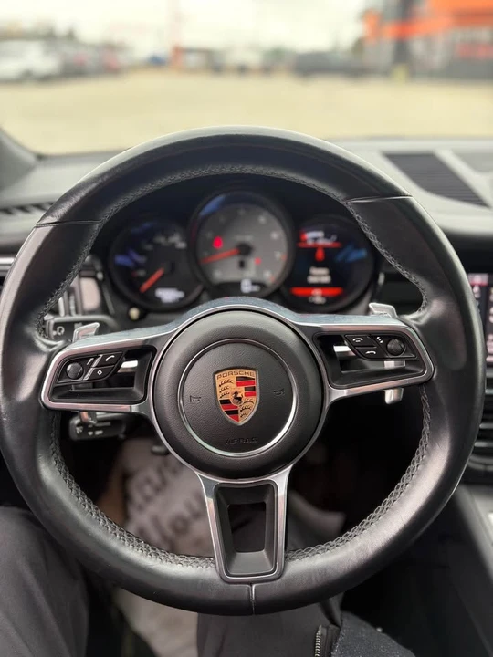 2019 Porsche Macan S - Image 7 of 10