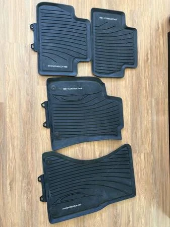 2019 Porsche Macan S - Image 12 of 19