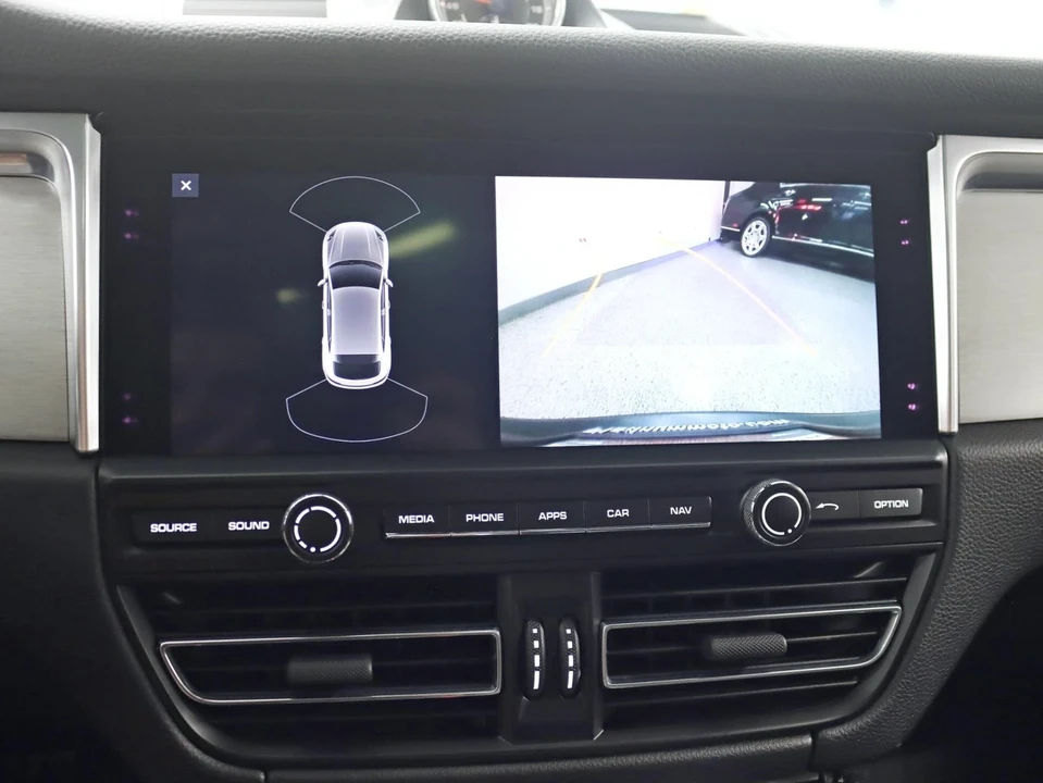 2019 Porsche Macan S - Image 20 of 21