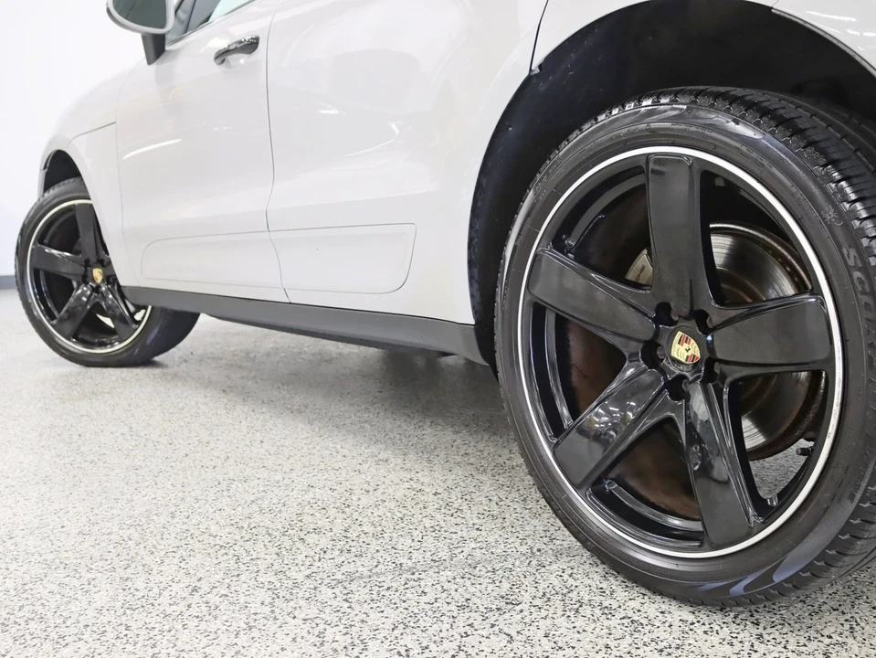 2019 Porsche Macan S - Image 13 of 21