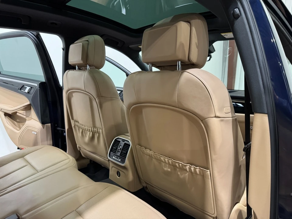 2019 Porsche Macan S - Image 16 of 21