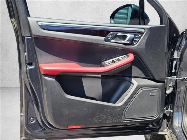 2019 Porsche Macan S - Image 10 of 19
