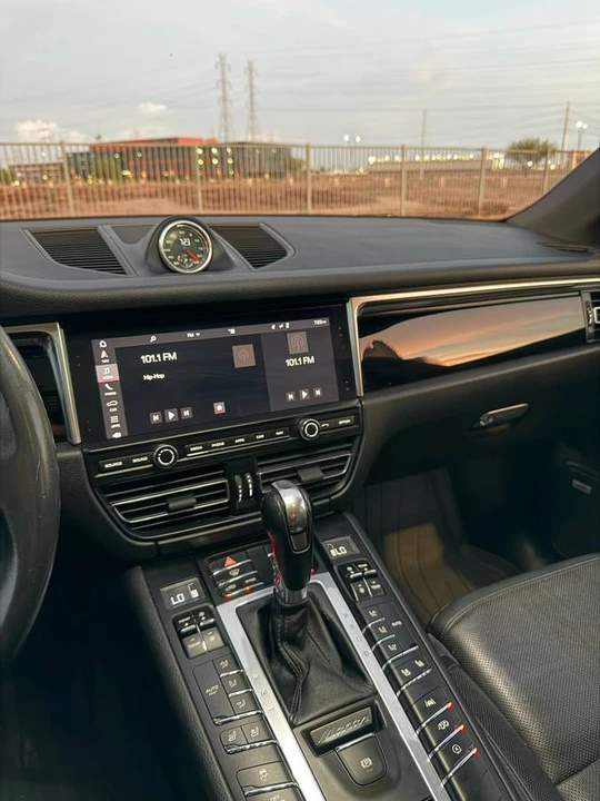 2019 Porsche Macan S - Image 10 of 12