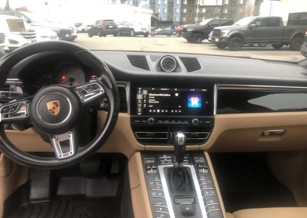 2019 Porsche Macan S - Image 9 of 18
