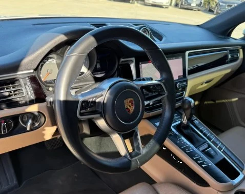2019 Porsche Macan S - Image 7 of 12
