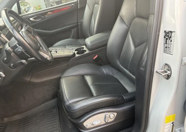 2019 Porsche Macan S - Image 14 of 18