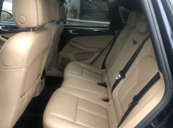 2019 Porsche Macan S - Image 16 of 18