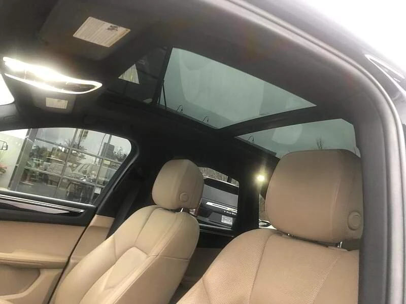 2019 Porsche Macan S - Image 16 of 18