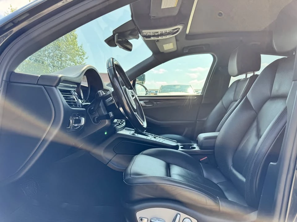 2019 Porsche Macan S - Image 9 of 16
