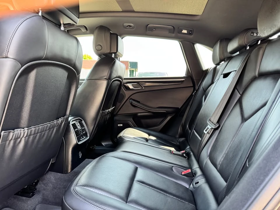 2019 Porsche Macan S - Image 10 of 16