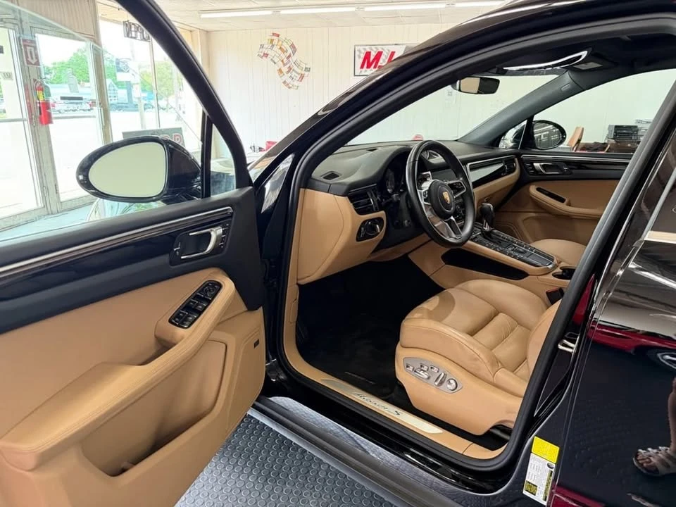 2019 Porsche Macan S - Image 14 of 20