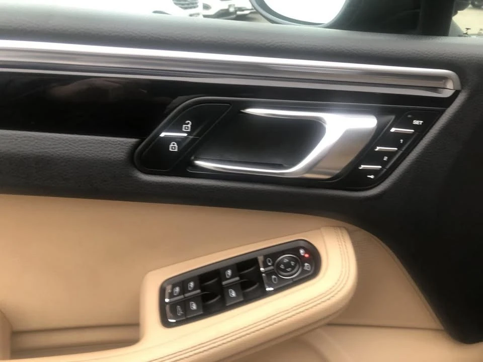 2019 Porsche Macan S - Image 19 of 20