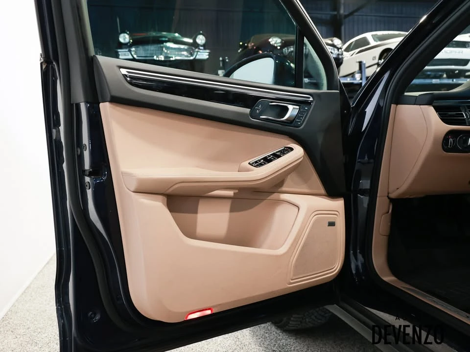 2019 Porsche Macan S - Image 11 of 19